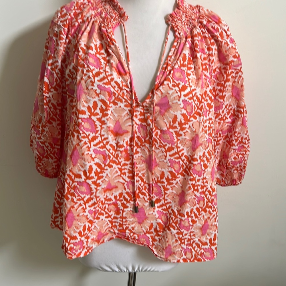 NWOT Free People top. Very pretty!